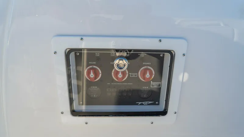 Slide: The Image of Tidewater 272 CC Adventure 2026 - 5797947