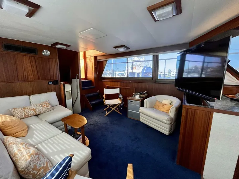 Slide: The Image of Hatteras 48 Motor Yacht 1981 - 5757914