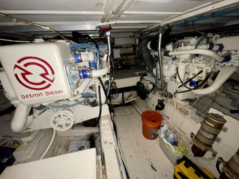 Slide: The Image of Hatteras 48 Motor Yacht 1981 - 5757936