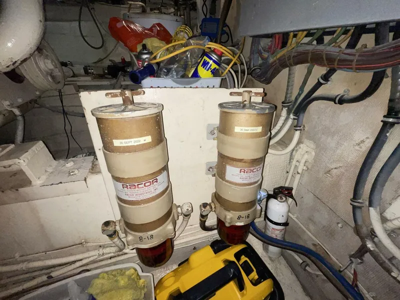 Slide: The Image of Hatteras 48 Motor Yacht 1981 - 5757947