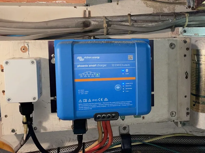 Slide: The Image of Hatteras 48 Motor Yacht 1981 - 5757948