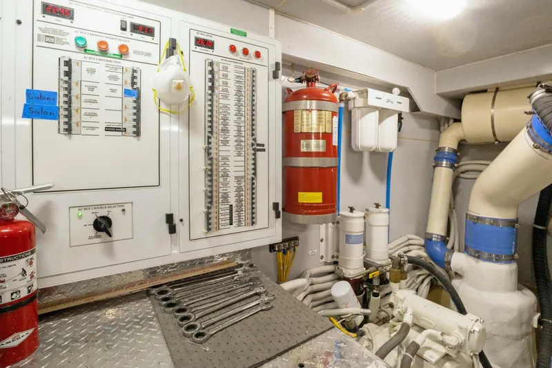 Slide: The Image of Marquis 690 2008 - 5742316