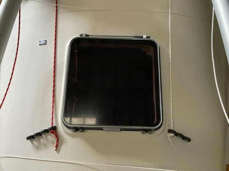 Slide: The Image of Hinterhoeller Nonsuch 26 1984 - 5742662