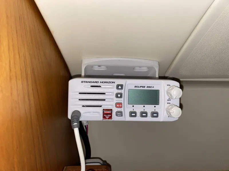 Slide: The Image of Hinterhoeller Nonsuch 26 1984 - 5742698