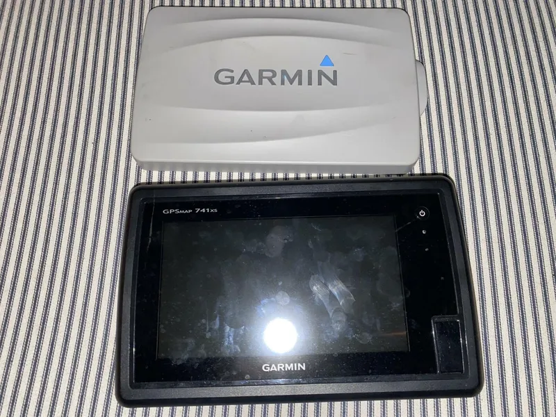 Slide: The Image of Hinterhoeller Nonsuch 26 1984 - 5742699