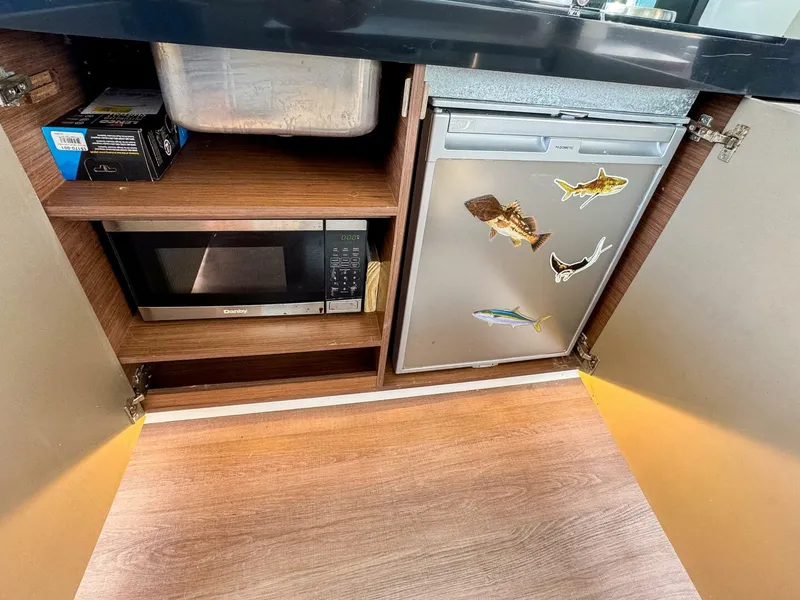 Slide: The Image of Beneteau Antares 11 2022 - 5742493