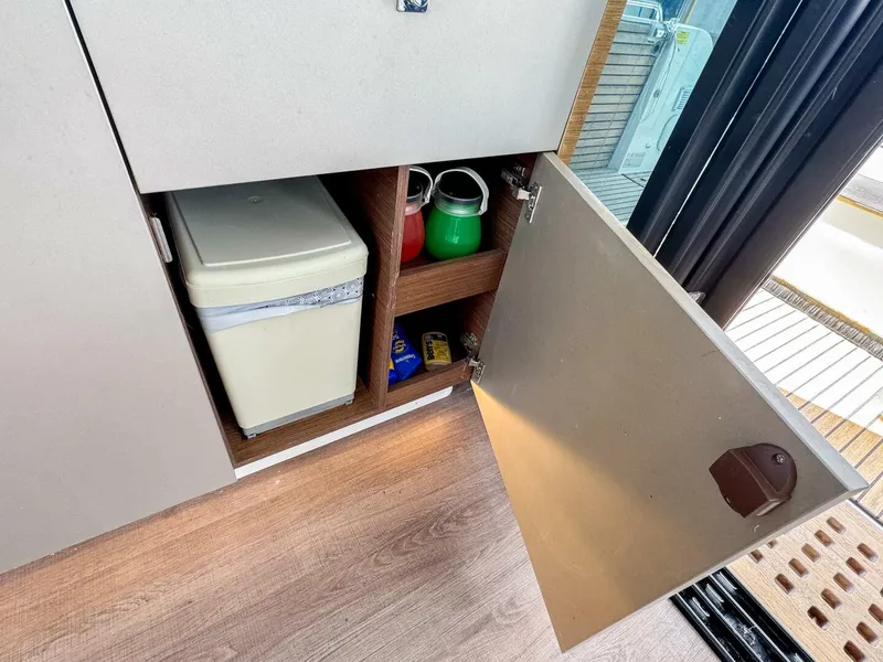 Slide: The Image of Beneteau Antares 11 2022 - 5742536