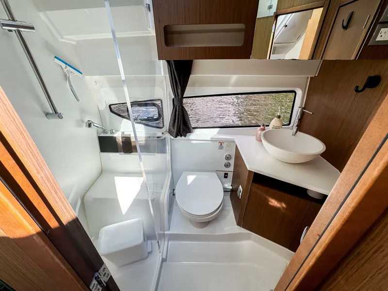 Slide: The Image of Beneteau Antares 11 2022 - 5742477