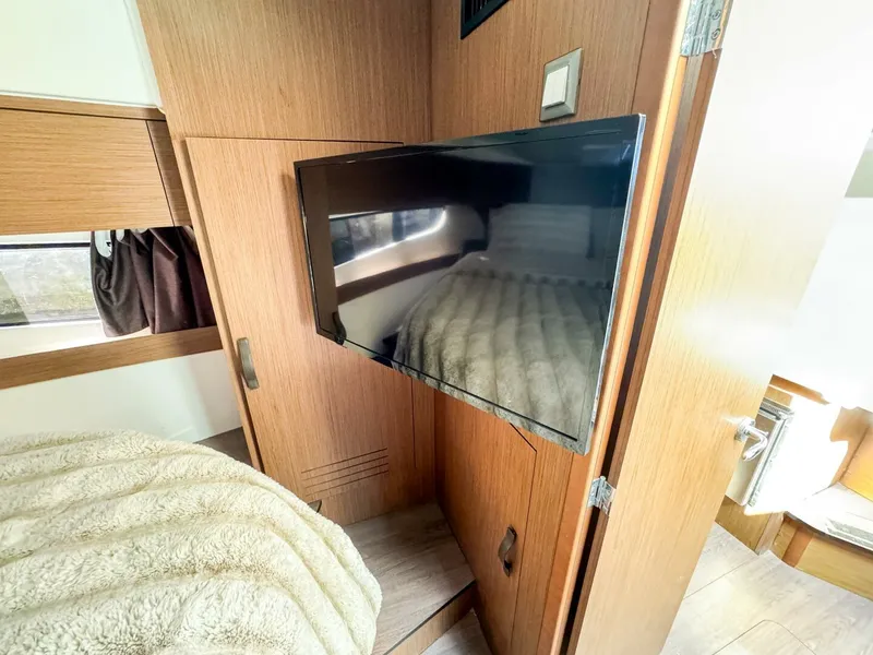 Slide: The Image of Beneteau Antares 11 2022 - 5742516