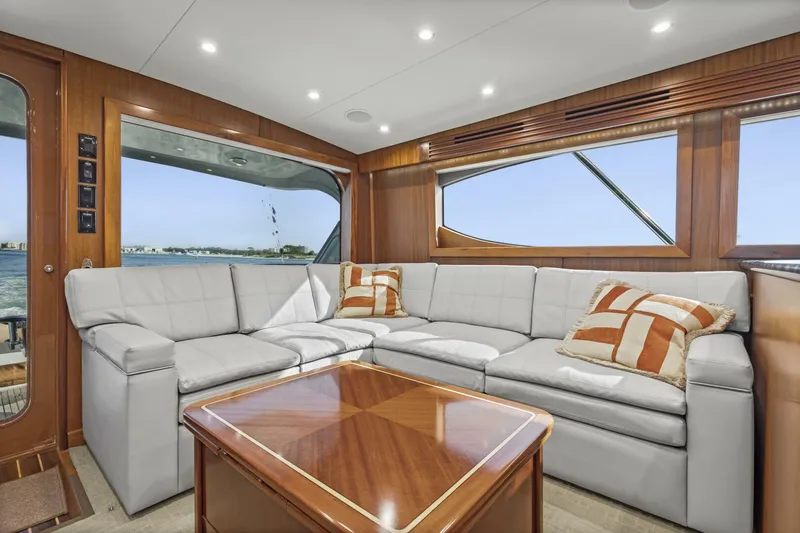 Slide: The Image of 2008 60 Hatteras Blacksmith Salon (2) - 5743661