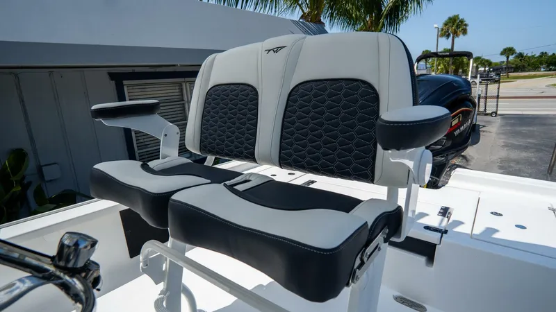 Slide: The Image of Tidewater Bay Max 2026 - 5798889