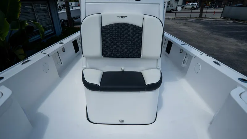 Slide: The Image of Tidewater Bay Max 2026 - 5798910