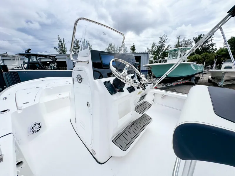Slide: The Image of Tidewater Bay Max 2026 - 5799462
