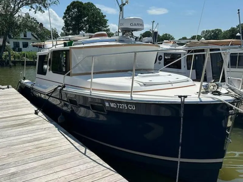 Slide: The Image of Ranger Tug R-27 Luxury Edition 2024 - 5743857