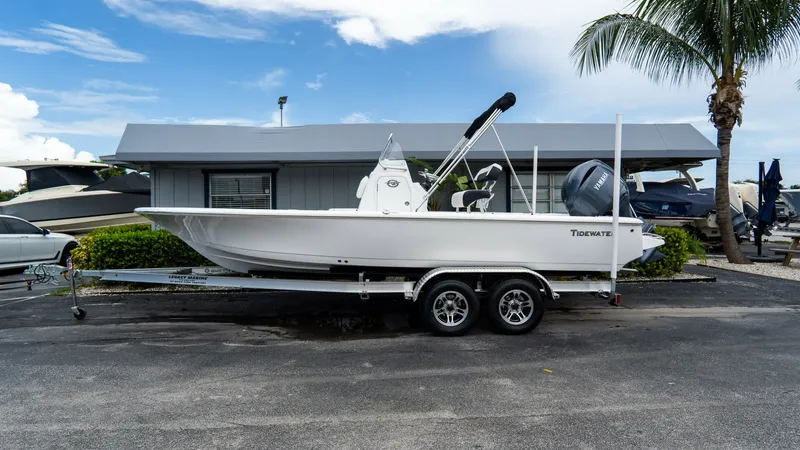 The Image of Tidewater Bay Max 2026 - 5743782