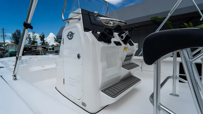 Slide: The Image of Tidewater Bay Max 2026 - 5799521