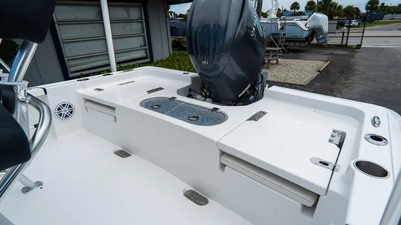 Slide: The Image of Tidewater Bay Max 2026 - 5799525