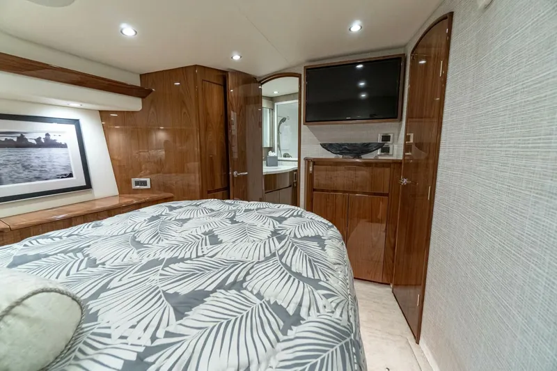 Slide: The Image of Viking 54 Convertible 2027 - 5743823