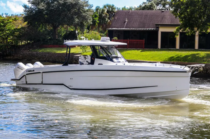 Slide: The Image of Wellcraft 38 T-Top 2026 - 5849062