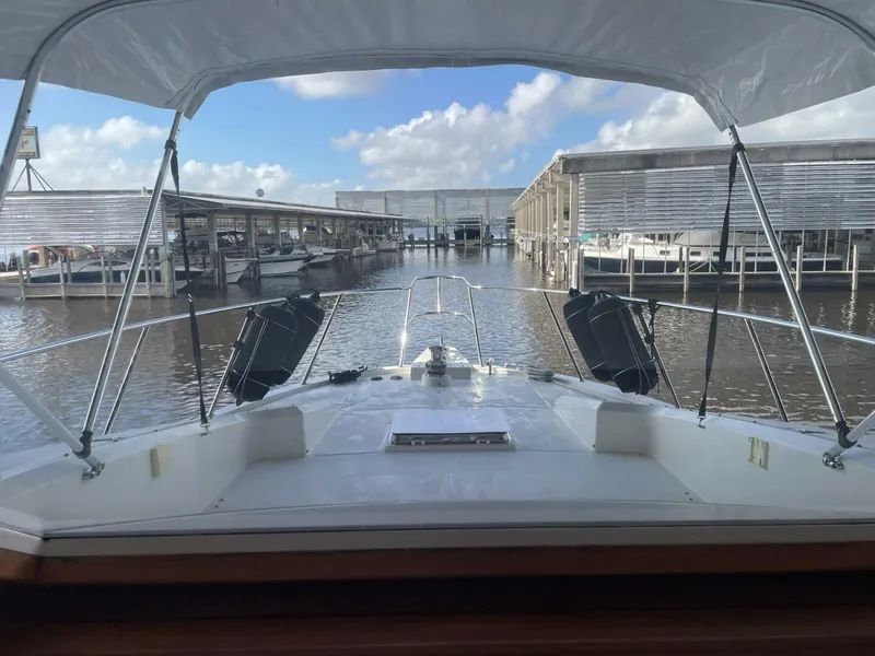Slide: The Image of McKinna 57 Pilothouse 1999 - 5744043