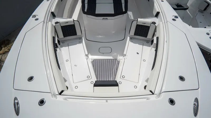 Slide: The Image of Tidewater 380 CC Adventure 2026 - 5799882