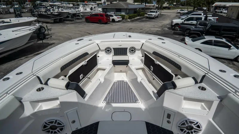 Slide: The Image of Tidewater 380 CC Adventure 2026 - 5799883