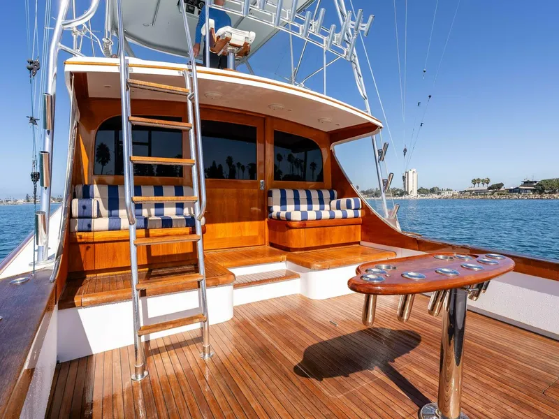 Slide: The Image of Merritt Yachts 55 Convertible 1981 - 5759595