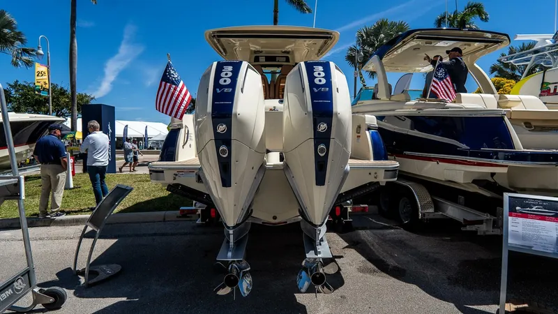 Slide: The Image of Chris-Craft Catalina 2026 - 5799895