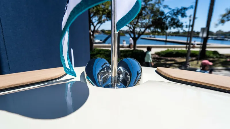 Slide: The Image of Chris-Craft Catalina 2026 - 5799914