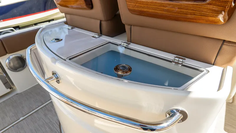 Slide: The Image of Chris-Craft Catalina 2026 - 5799902