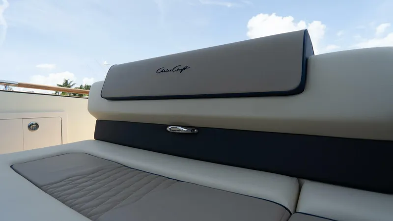 Slide: The Image of 28 13 - 5799975