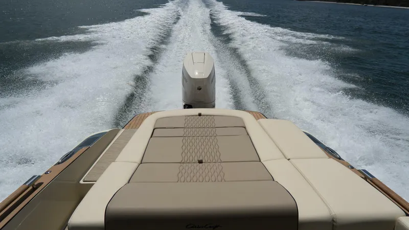 Slide: The Image of 28 15 - 5799977