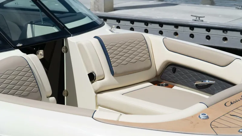 Slide: The Image of 28 06 - 5799968