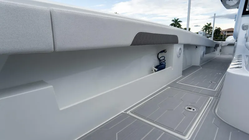 Slide: The Image of Front Runner 43 2025 - 5821626