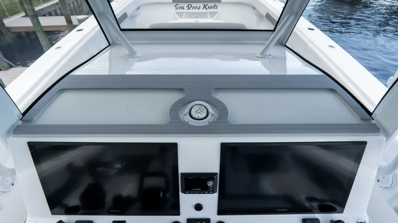 Slide: The Image of Front Runner 43 2025 - 5821636