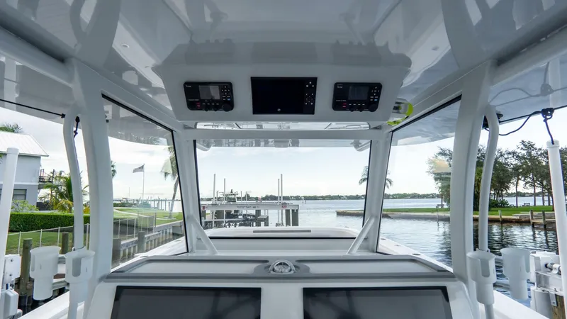 Slide: The Image of Front Runner 43 2025 - 5821639