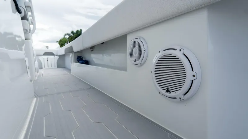 Slide: The Image of Front Runner 43 2025 - 5821641