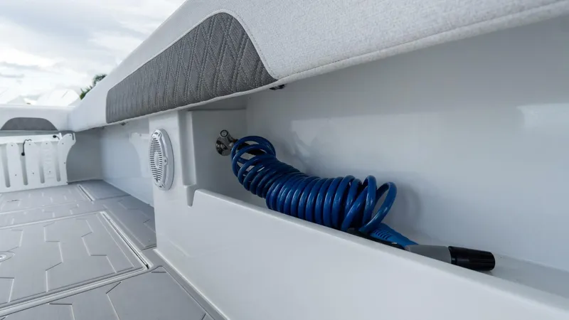 Slide: The Image of Front Runner 43 2025 - 5821642