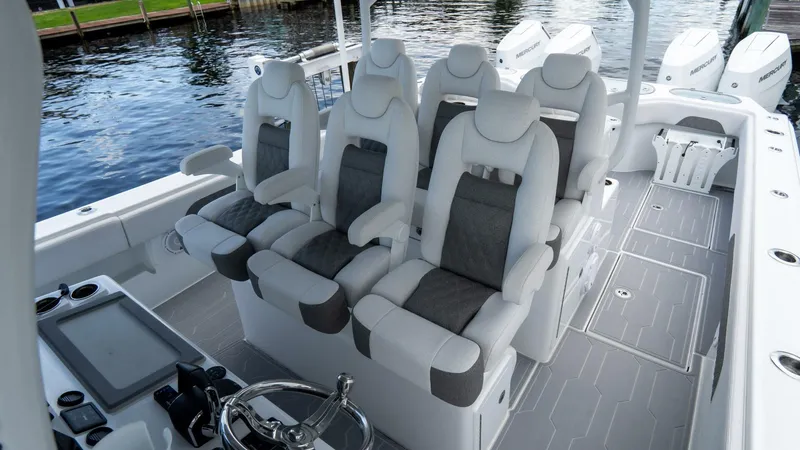 Slide: The Image of Front Runner 43 2025 - 5821645