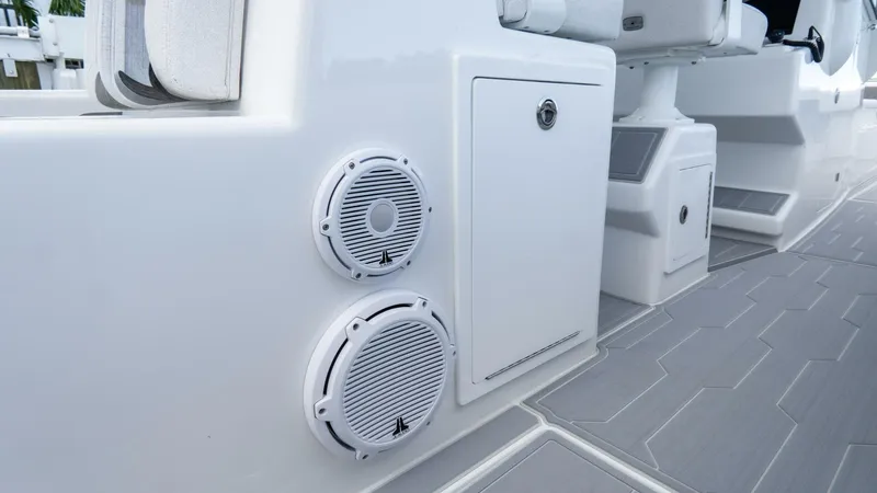 Slide: The Image of Front Runner 43 2025 - 5821652