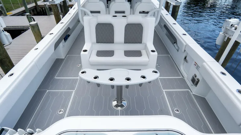 Slide: The Image of Front Runner 43 2025 - 5821670