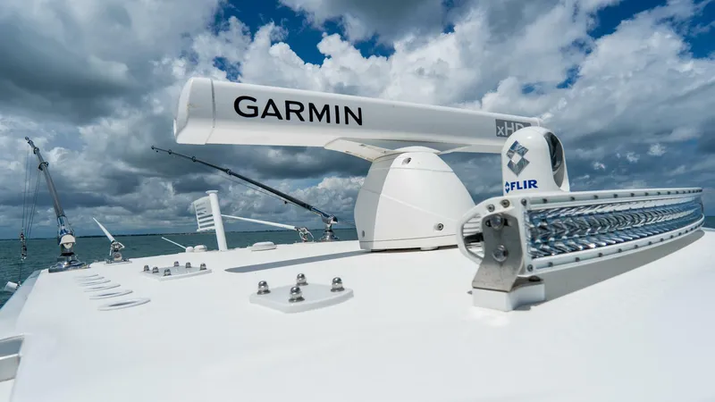 Slide: The Image of Invincible Open Fisherman 2023 - 5800008