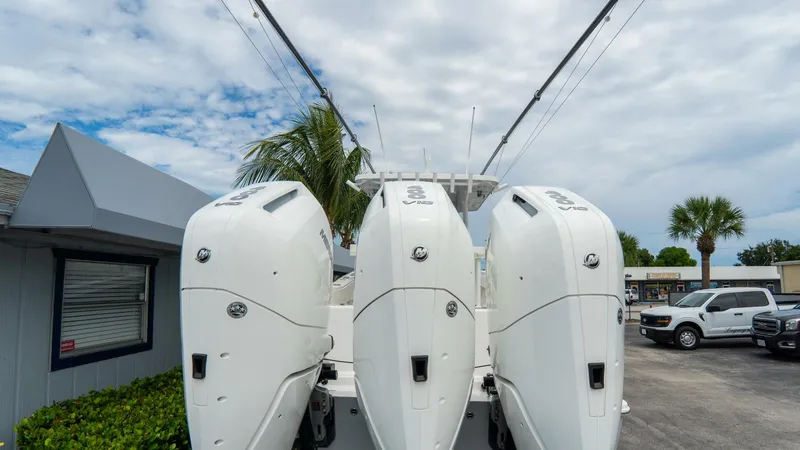 Slide: The Image of Invincible Open Fisherman 2023 - 5800028