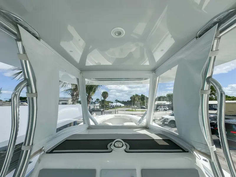 Slide: The Image of Front Runner 36 2023 - 5790183