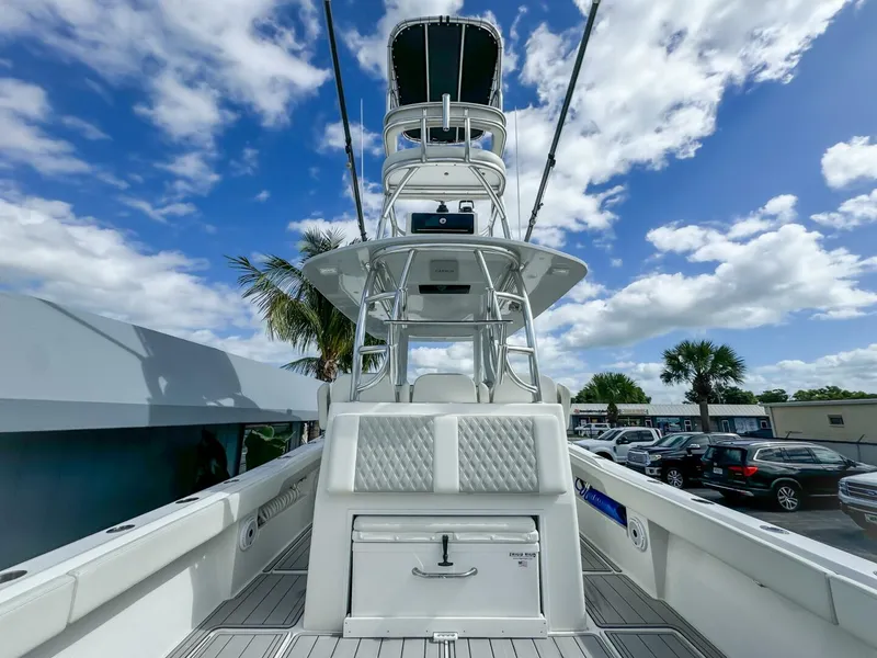 Slide: The Image of Front Runner 36 2023 - 5790189