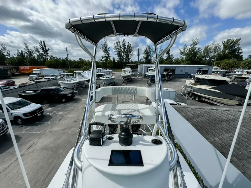 Slide: The Image of Front Runner 36 2023 - 5790199