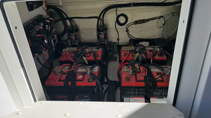 Slide: The Image of Costa Custom 34SV 2025 - 5746311