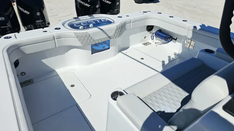 Slide: The Image of Costa Custom 34SV 2025 - 5746296