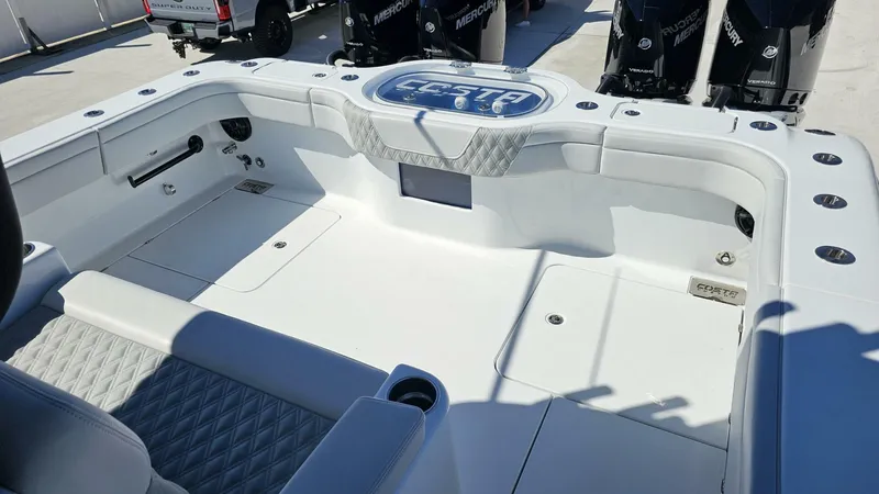Slide: The Image of Costa Custom 34SV 2025 - 5746295