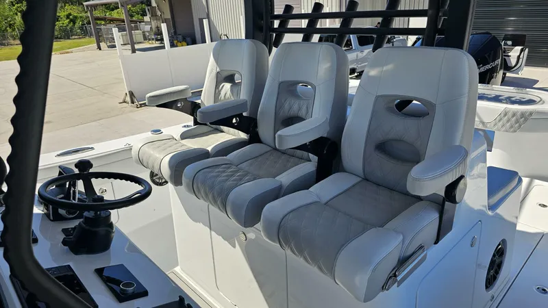 Slide: The Image of Costa Custom 34SV 2025 - 5746294